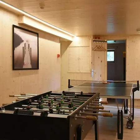 펜션 Spacious 8-bedroom Chalet, Cleaning Included 바르보
