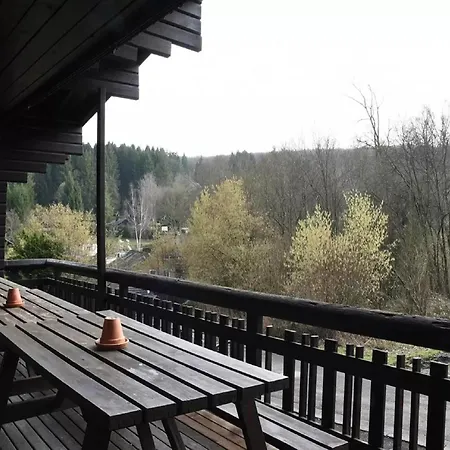 Spacious 8-bedroom Chalet, Cleaning Included 펜션 *