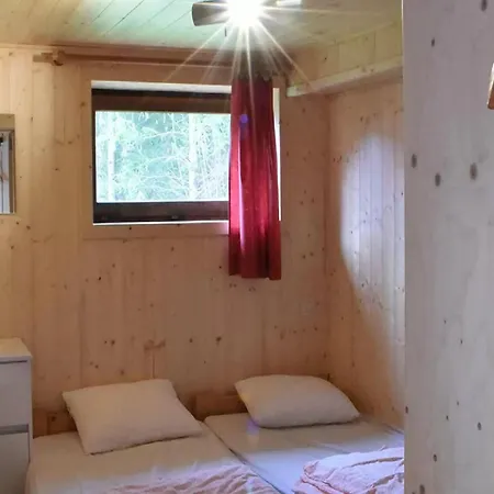 Spacious 8-bedroom Chalet, Cleaning Included 바르보